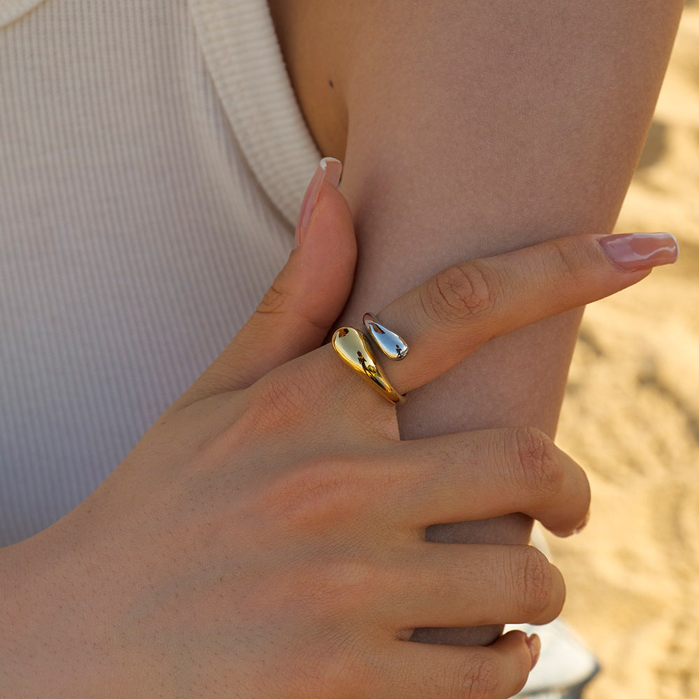 Venetian Embrace Open Ring
