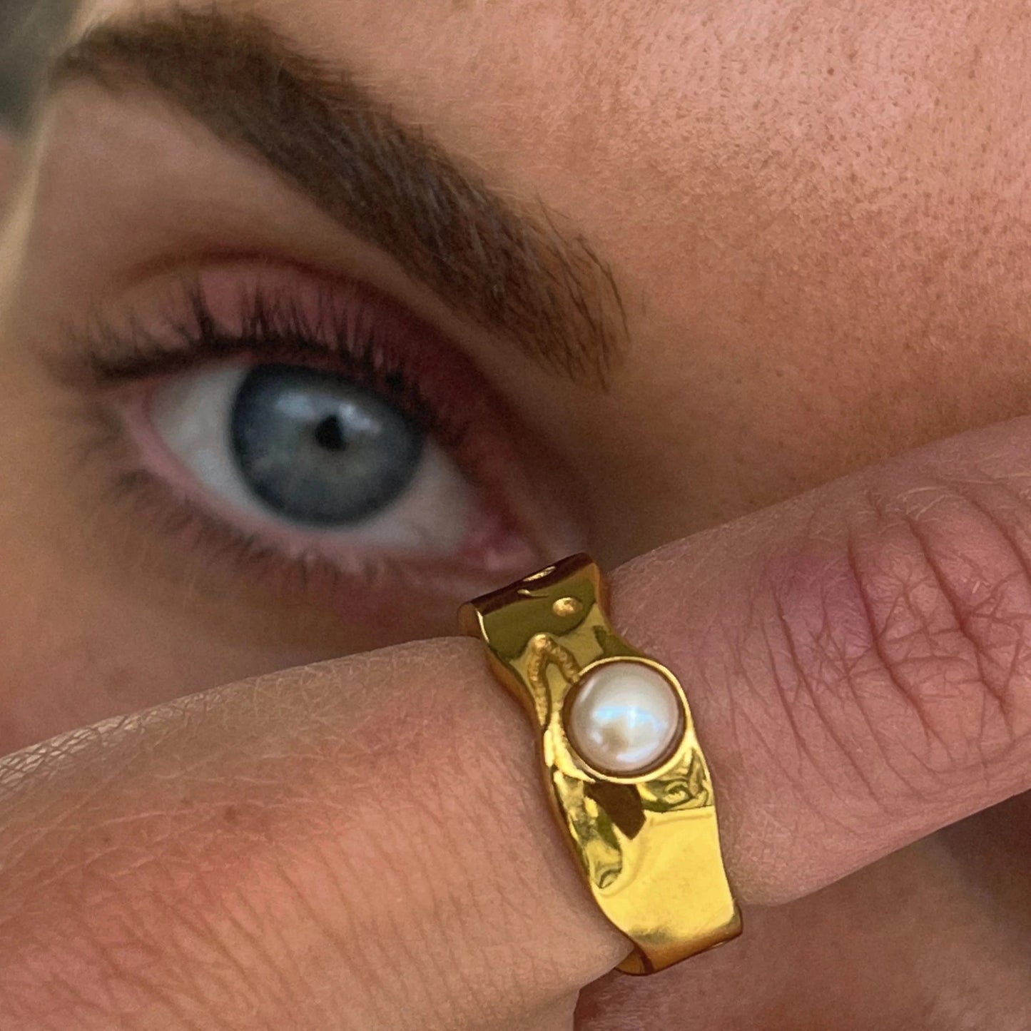 Marina Pearl Ring