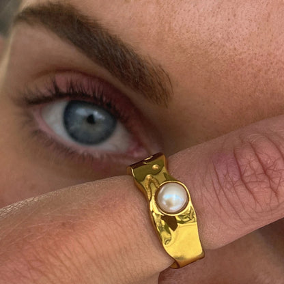 Marina Pearl Ring