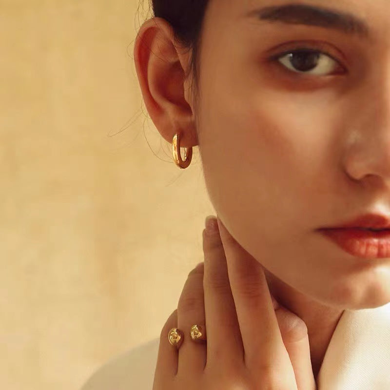 Everyday Minimal Hoops
