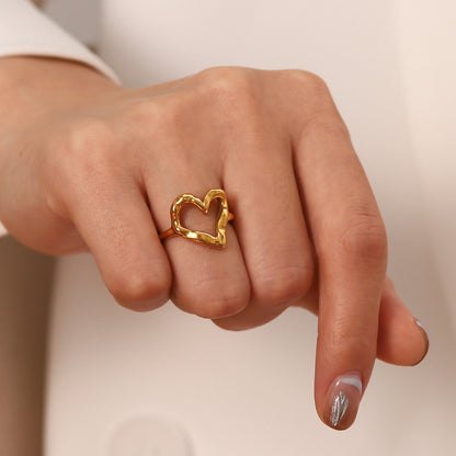 Fluid Heart Ring