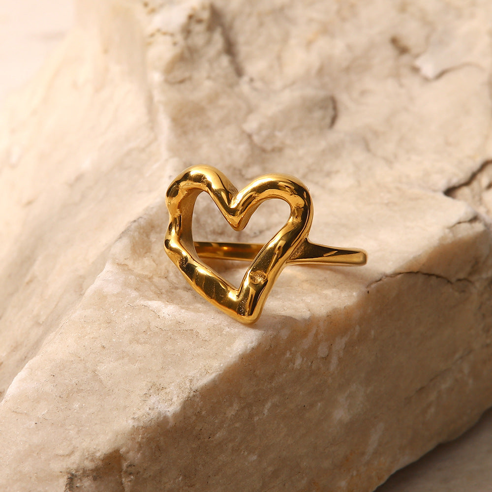 Fluid Heart Ring
