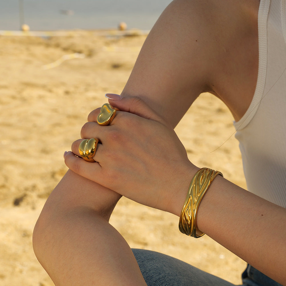 Twist Dôme Ring