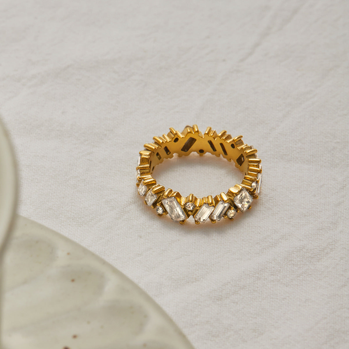 Unique Pavé Ring