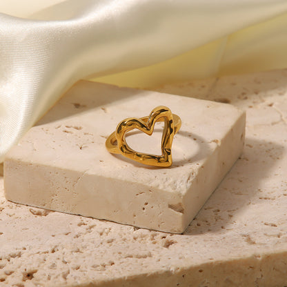 Fluid Heart Ring
