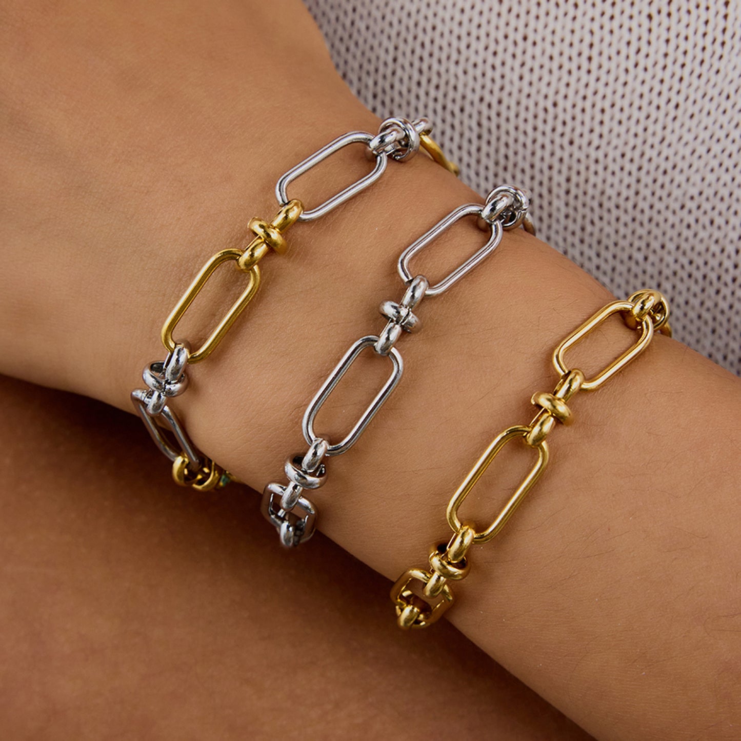 Interlocking Chain Bracelet