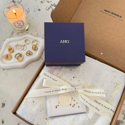Lucky Scoop-Premium Jewelry