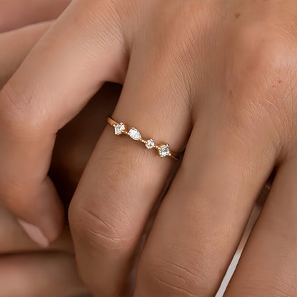 Amara Cluster Ring