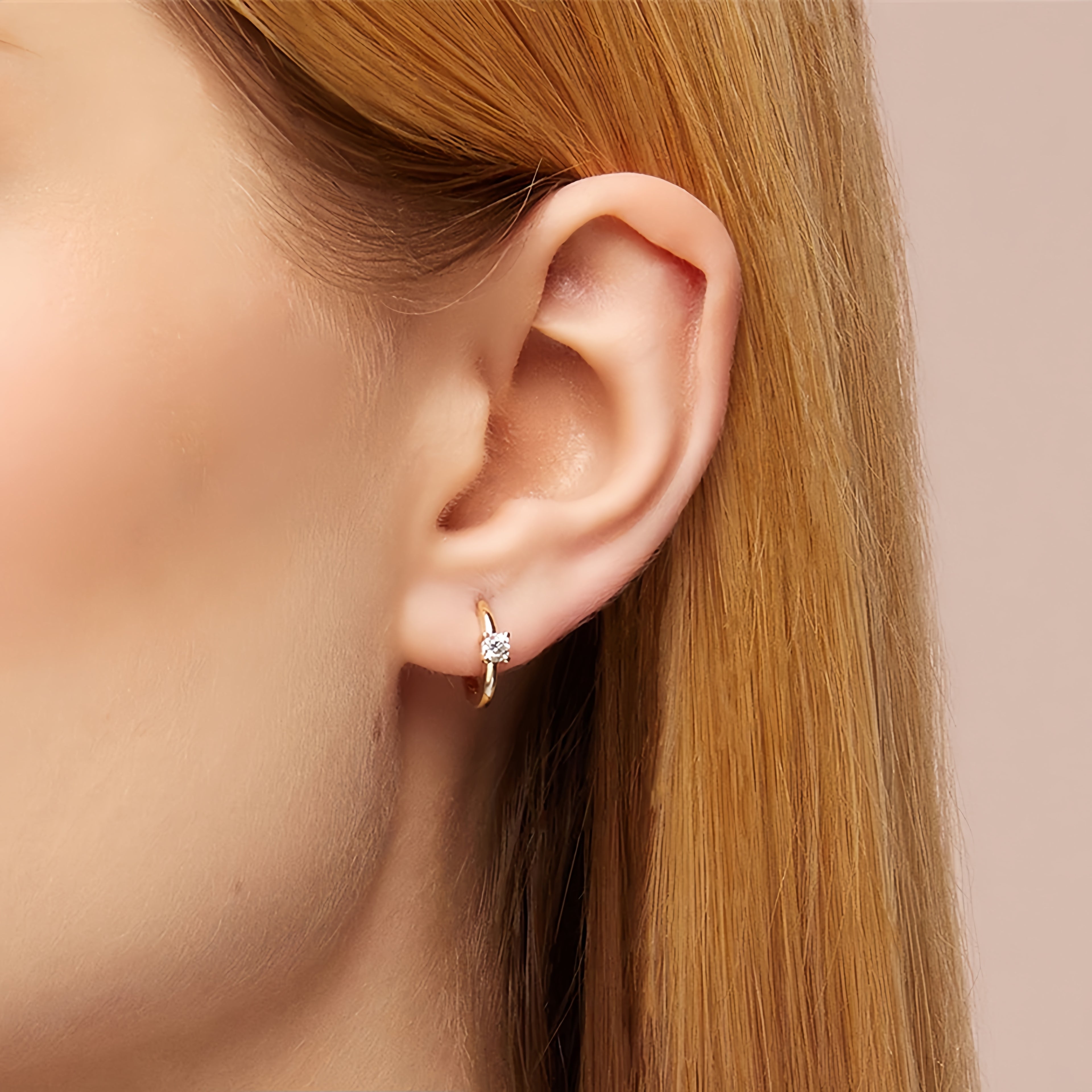 Solitaire Mini Huggie Hoops