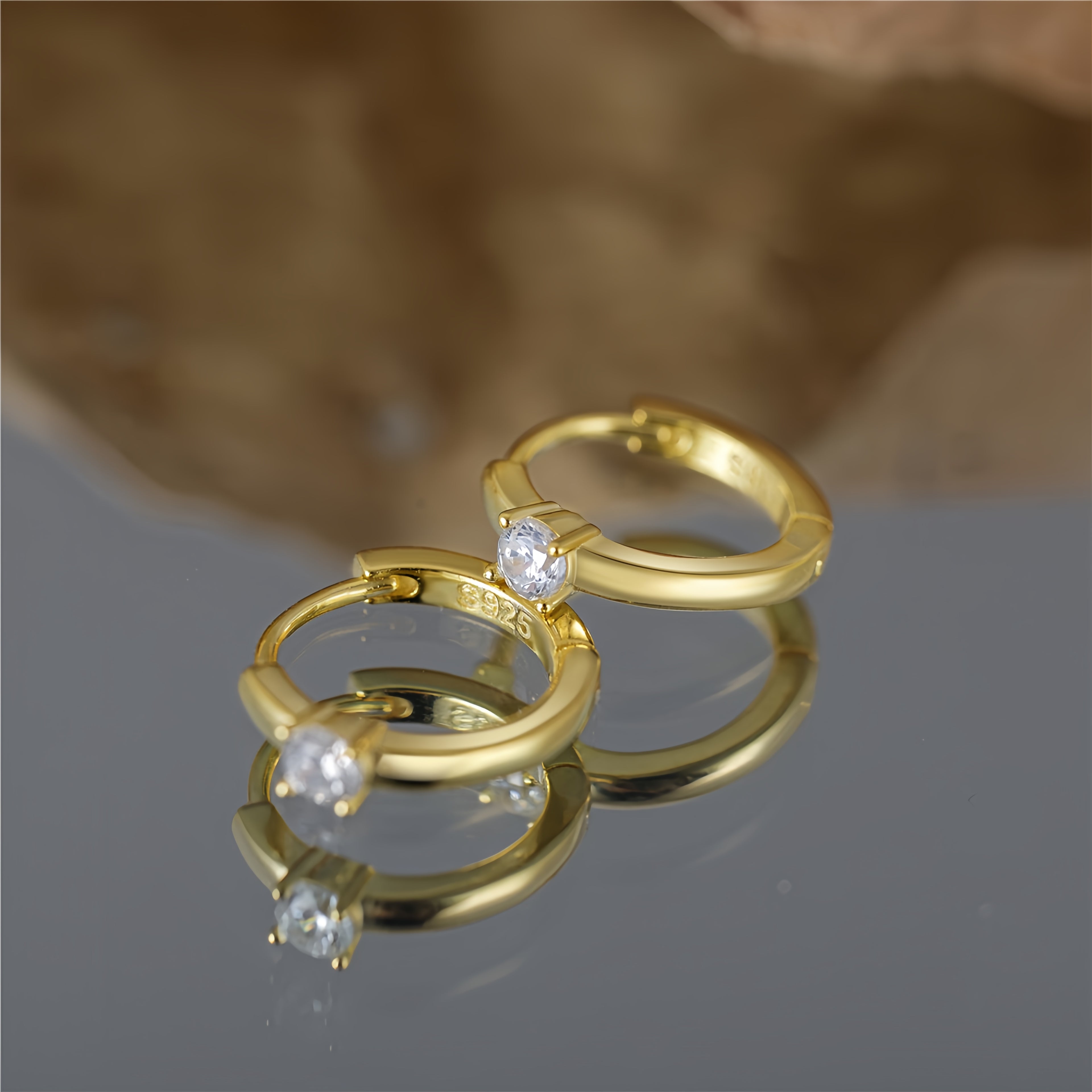 Solitaire Mini Huggie Hoops