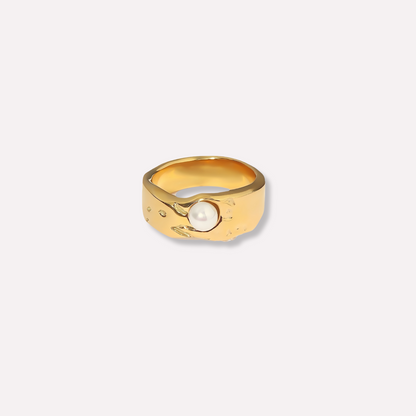 Marina Pearl Ring